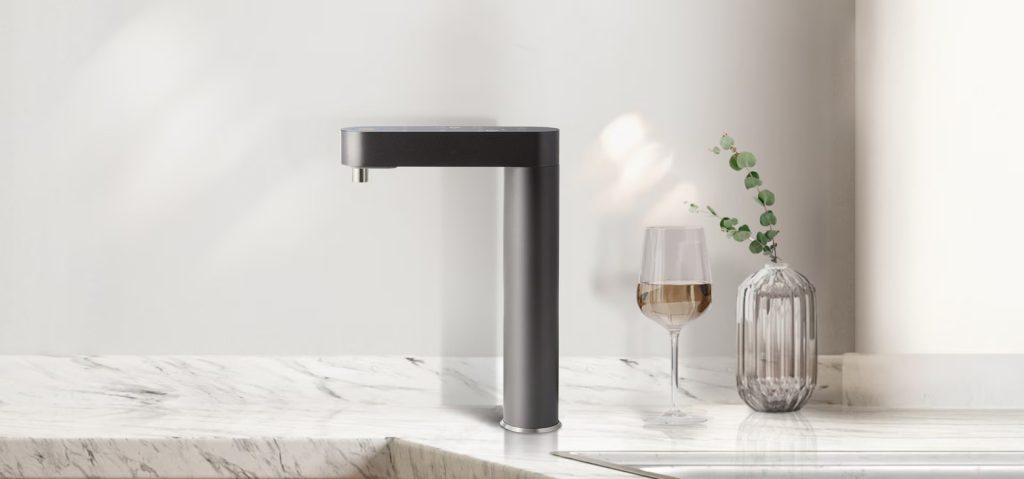 LG Purifier Water PuriCare™ ATOM-U Undersink Water Purifier sleek design